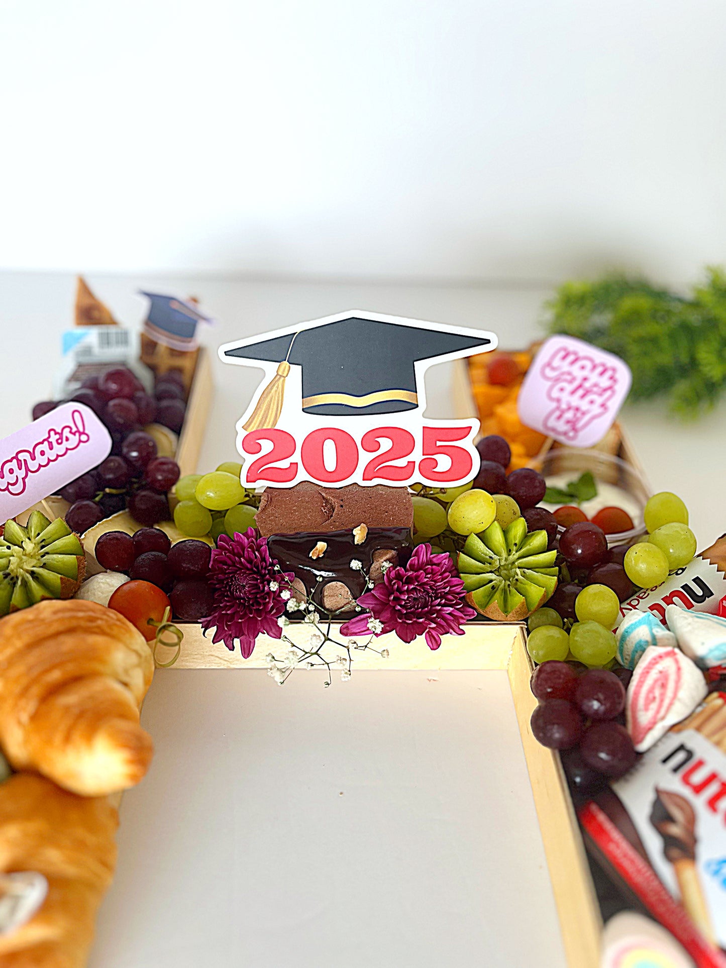 Letterlicious graduation tray