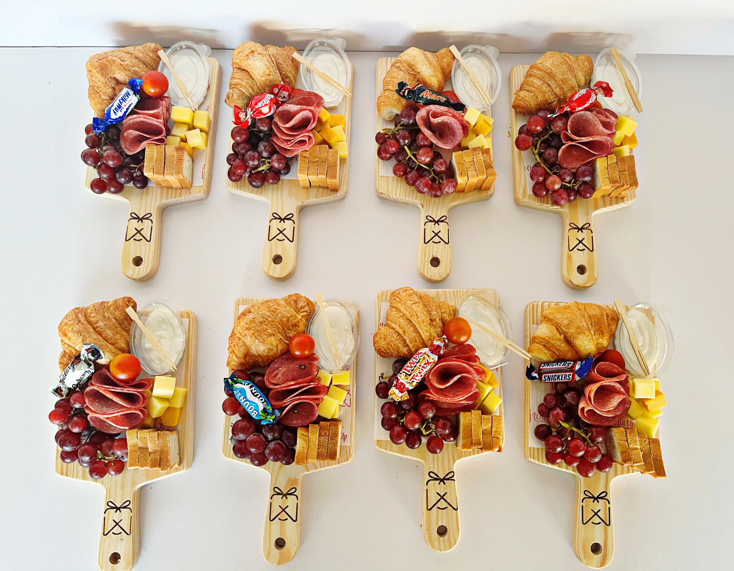 Corporate mini Tray (minimum 8 trays)