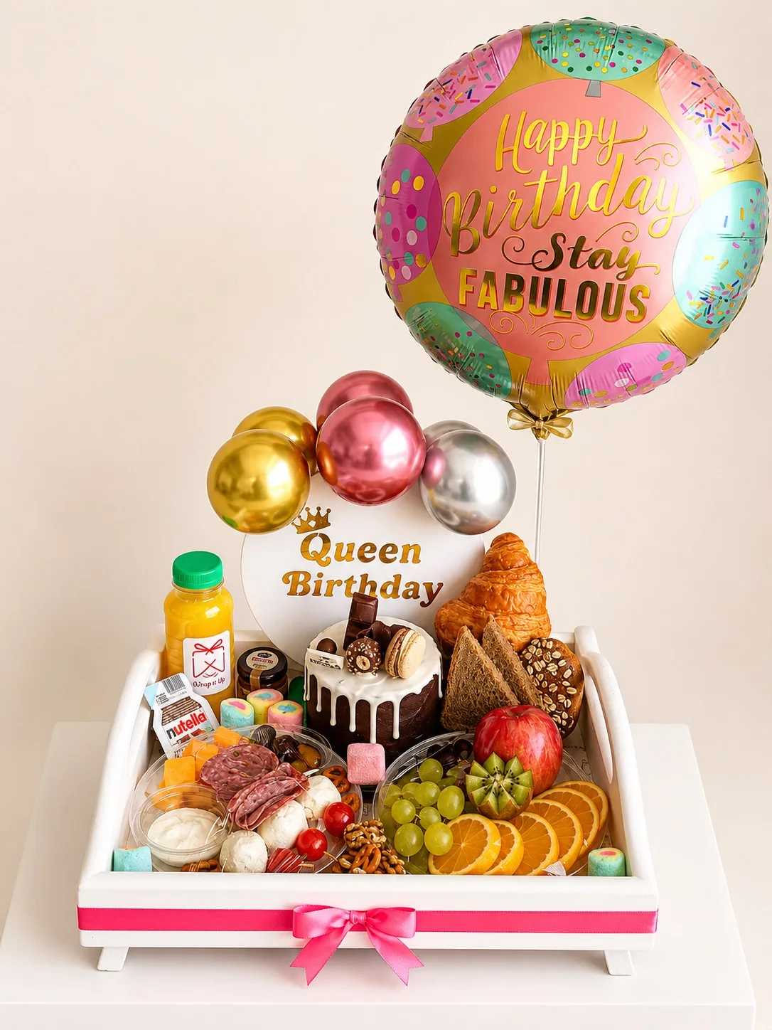 Royal Tray with a Cake 2