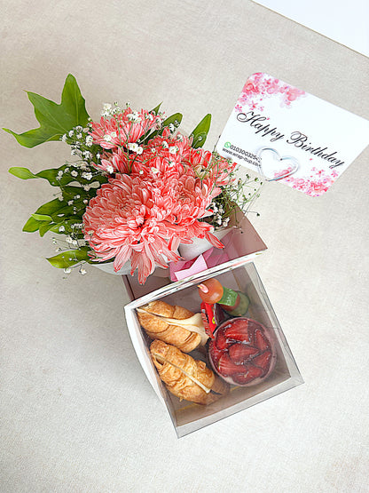 Breakfast Gift Box with Flowers