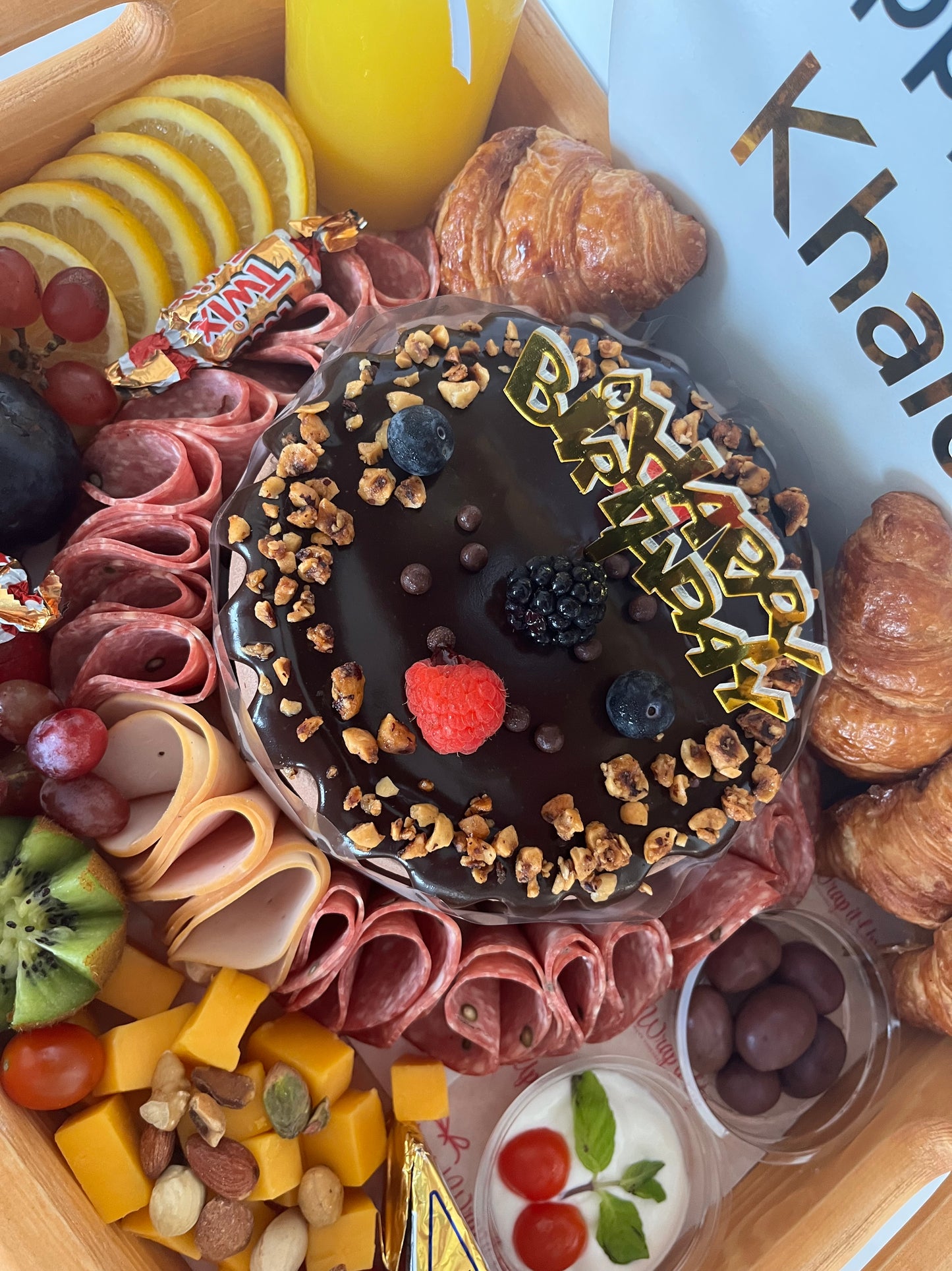 Royal Cheese Tray with a Cake