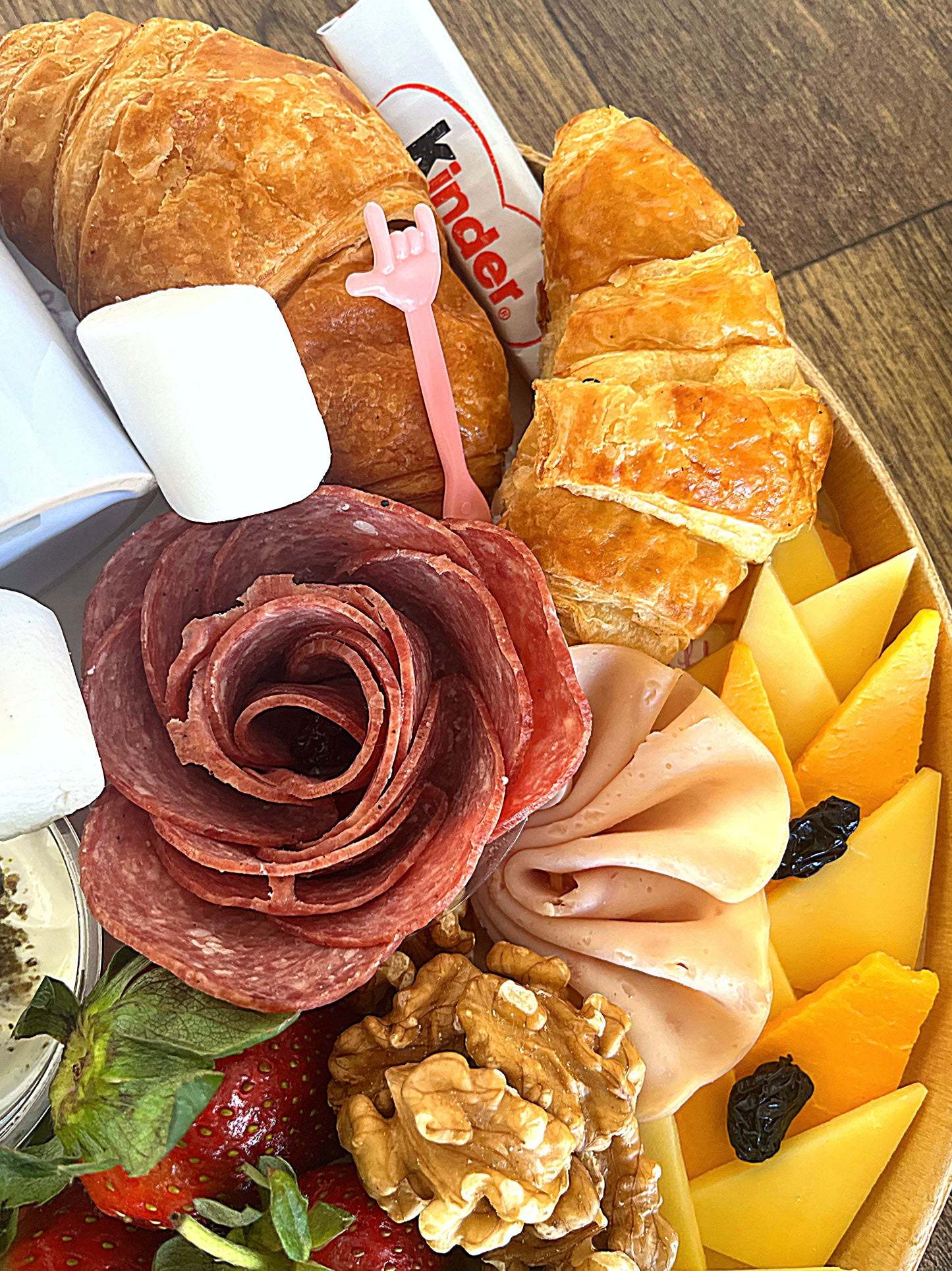 Round cheese tray with Mug