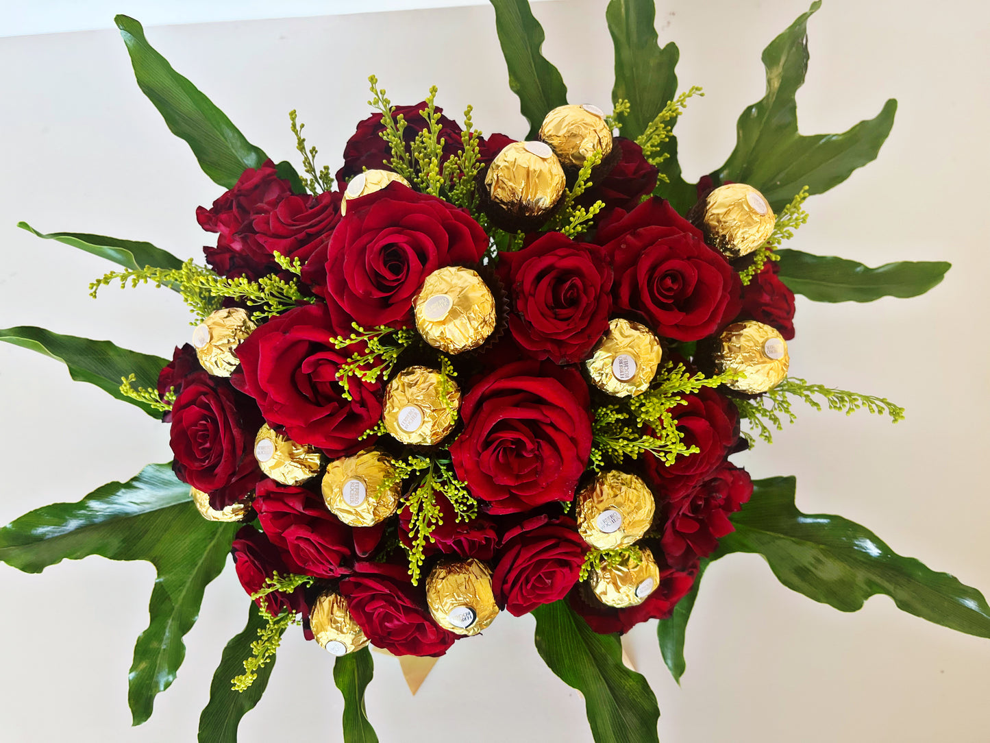 Flowers Roche Box