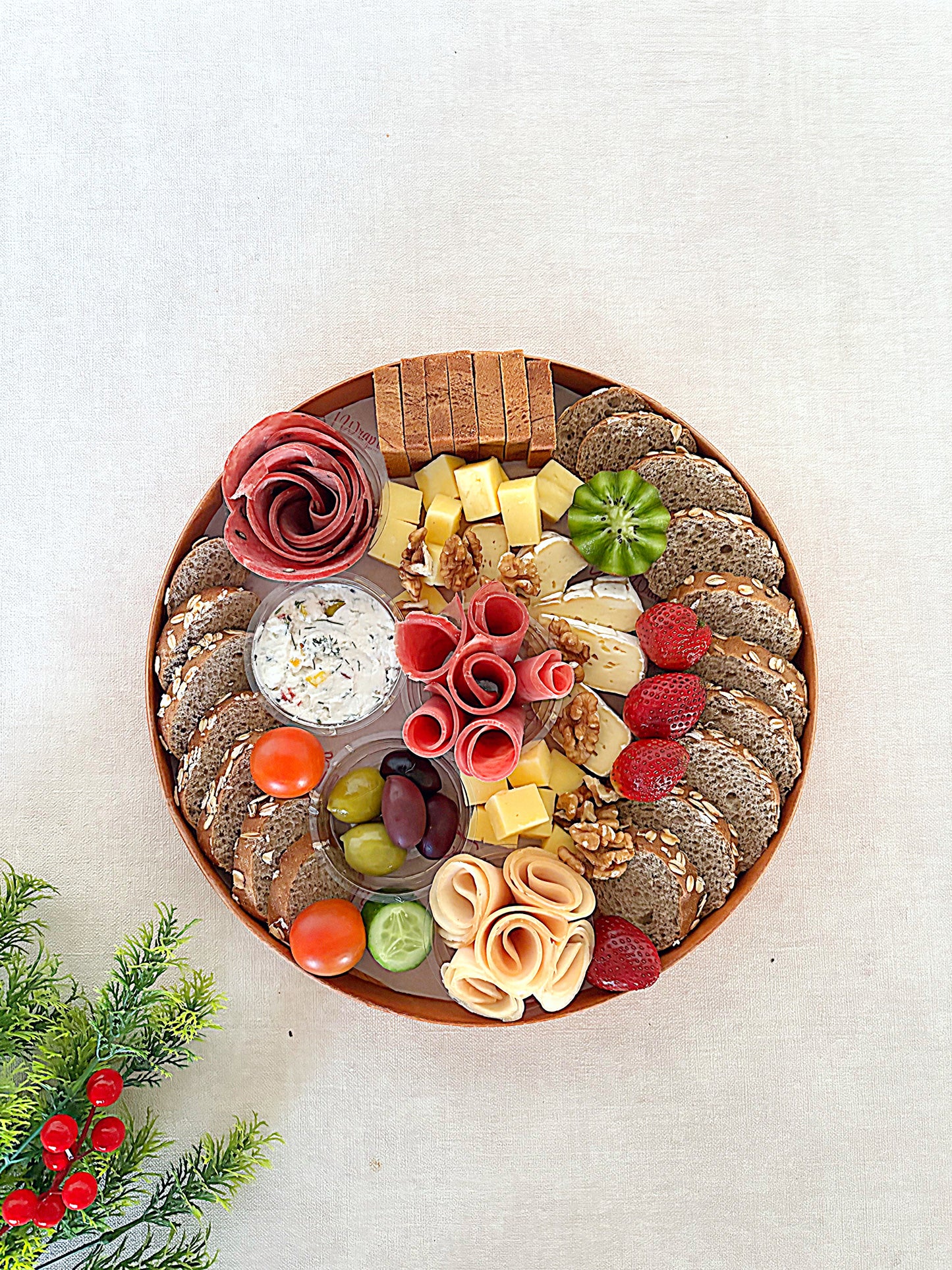 Gourmet healthy cheese platter (medium size)